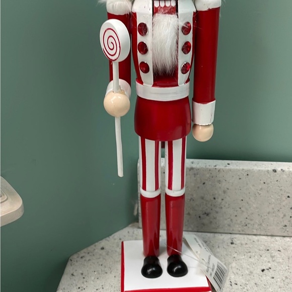 Whimsical peppermint Nutcracker 🎄 - Picture 5 of 8